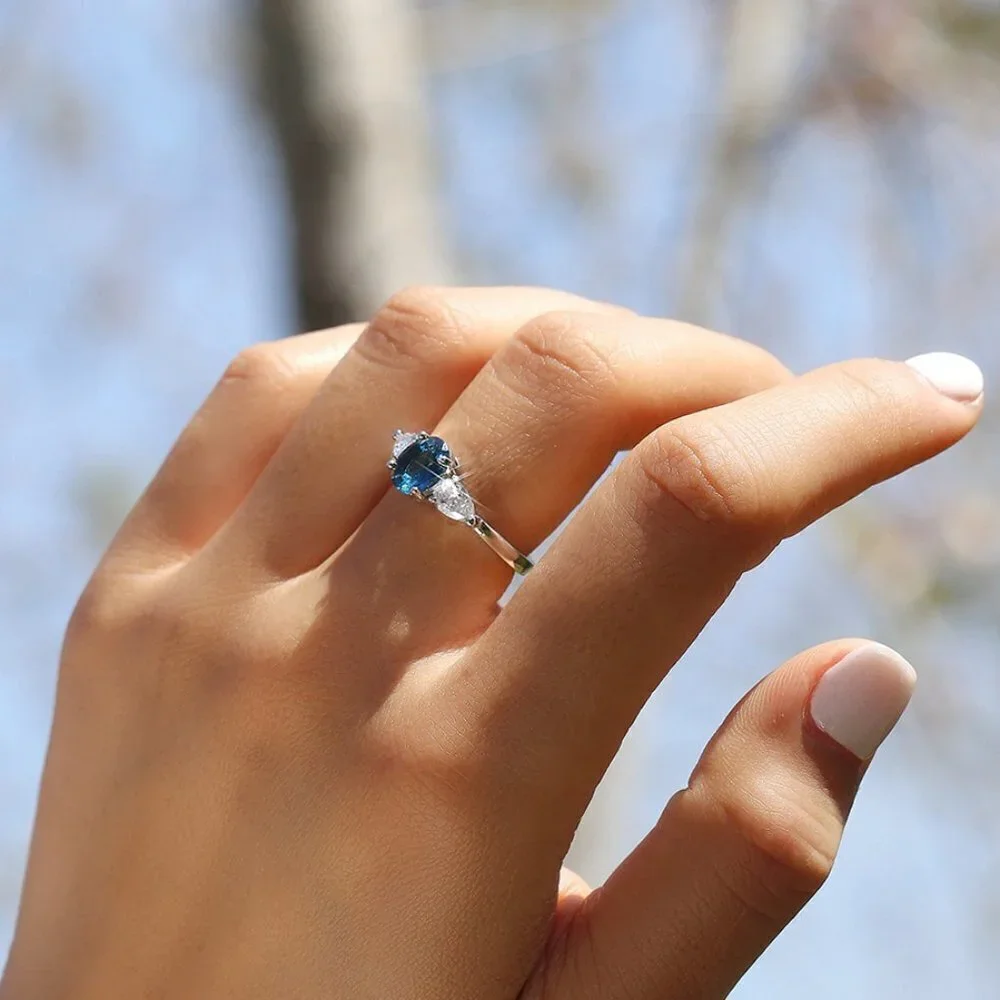 Dainty Anillos Oval Royal Blue Gemstone Beautiful Rings for Women, PD028
